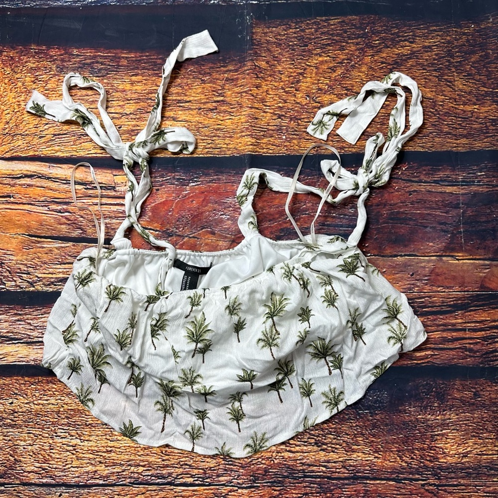 Forever 21 palm tree crop top Size M